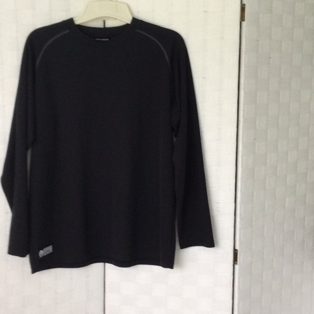 Gear Mens Authentic Performance size M long sleeves Polyester        #246